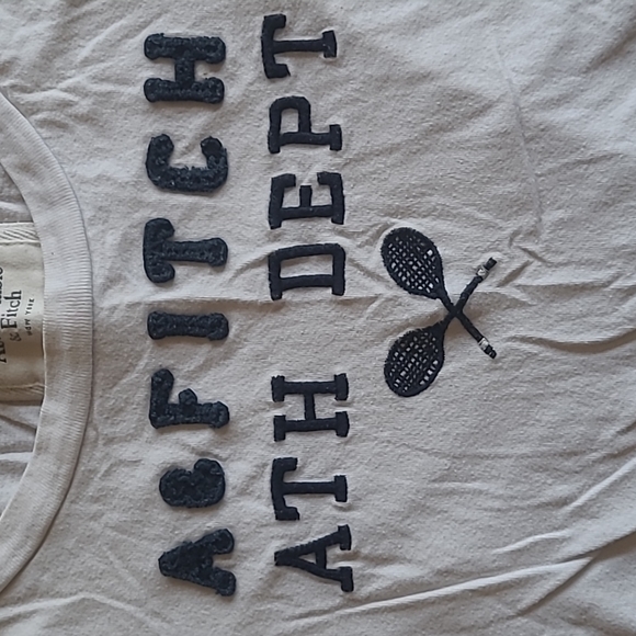 A&F tee - Picture 2 of 3